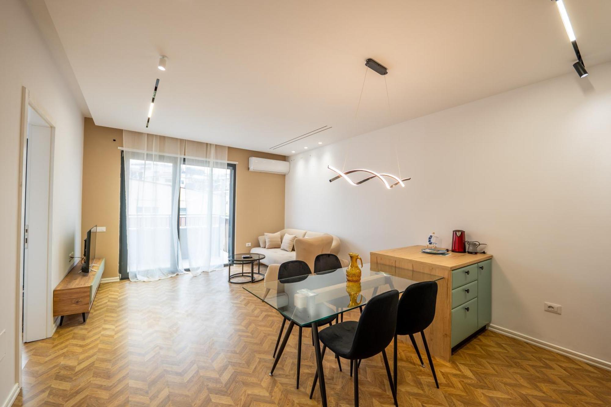 Tirent Apartment-modern Bedrooms Near Liqeni I Thate Tirana