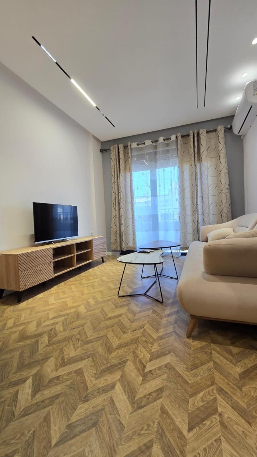 Tirent Apartment-modern Bedrooms Near Liqeni I Thate Tirana