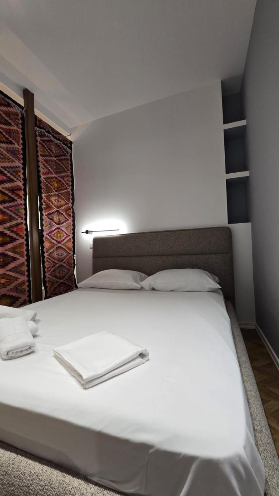 Tirent Apartment-modern Bedrooms Near Liqeni I Thate Appartamento *