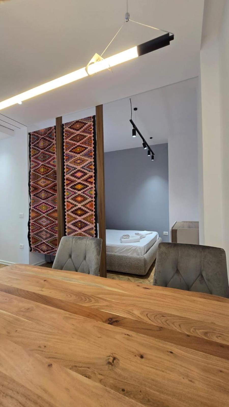 Appartamento Tirent Apartment-modern Bedrooms Near Liqeni I Thate *